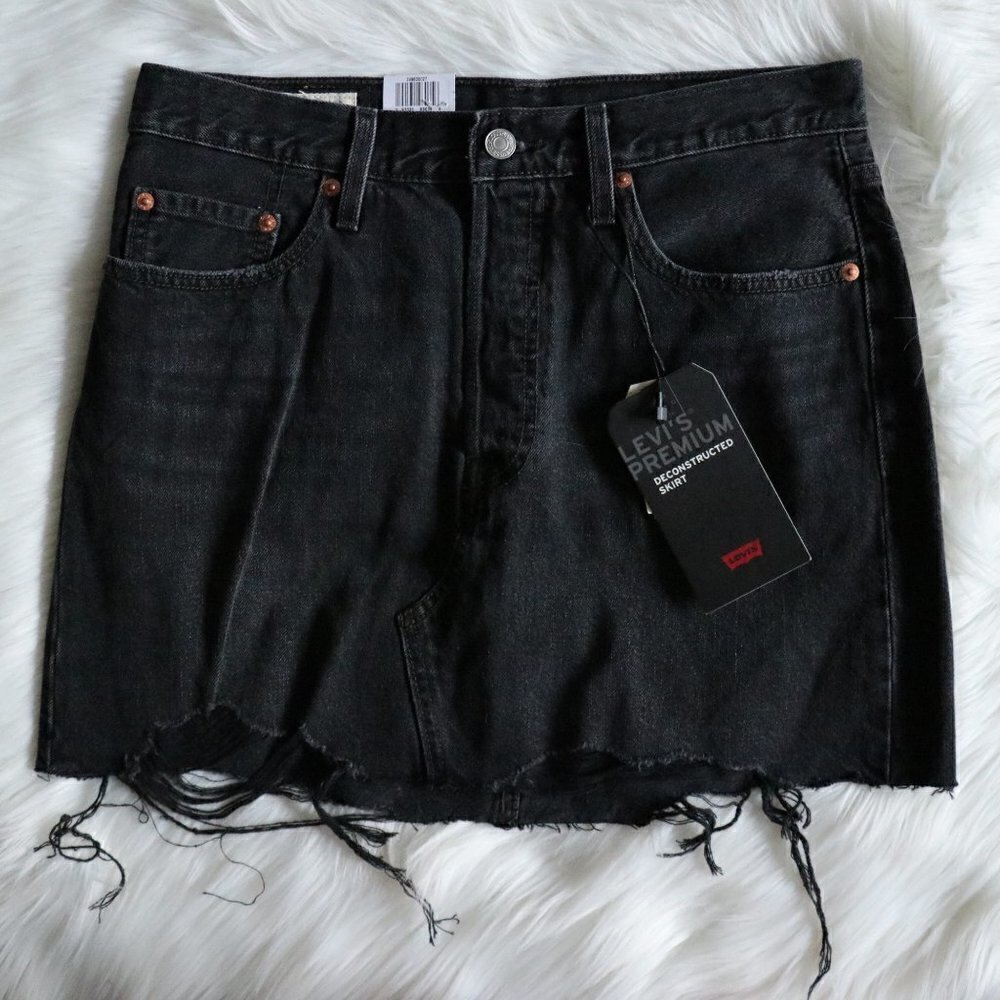 NEW Levi’s Denim Skirt Black High Rise Size 26